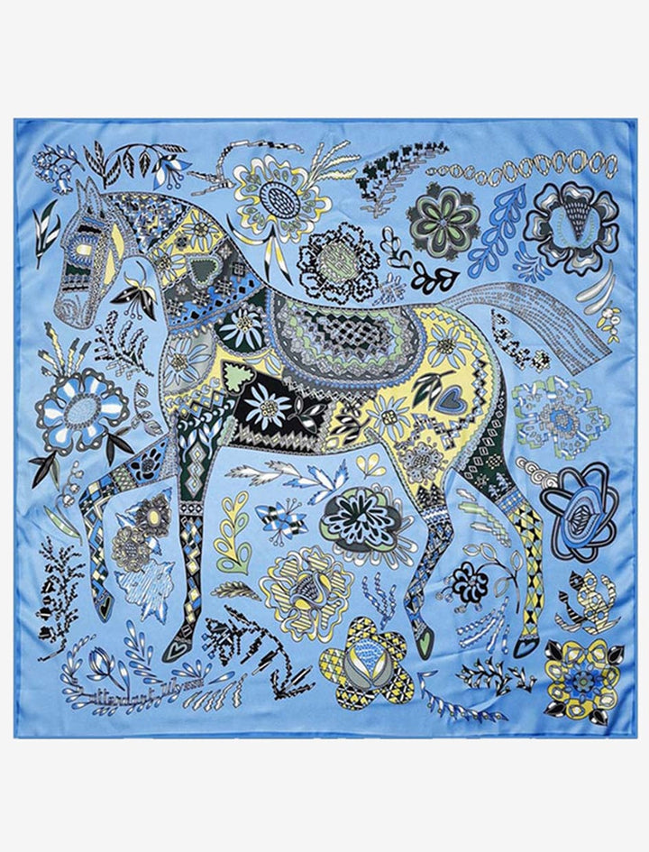 Foulard carré en soie I Le Rutilant / Destrier sur fond bleu ciel / 90x90cm / Unisexe