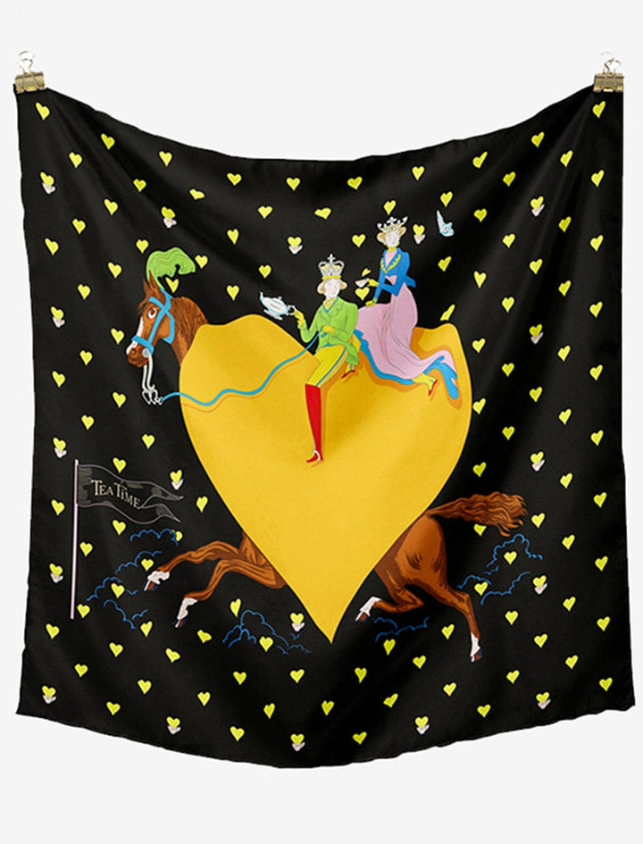 Foulard carré I Coeurs jaune sur fond noir / 53x53cm / Unisexe